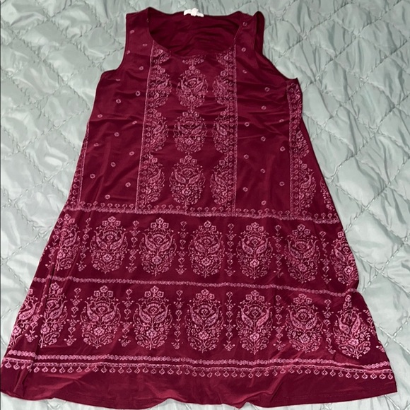 Maurices Dresses & Skirts - Elegant Burgundy Sleeveless Dress
